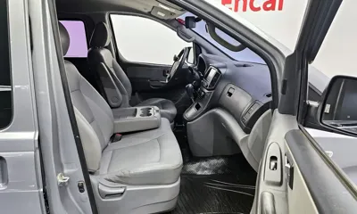 Hyundai Starex 2017, 104503 км, за 7225.43 USD - фото 11