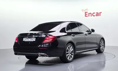 Mercedes-Benz E-Class 2019, 134254 км, за 14781.53 USD