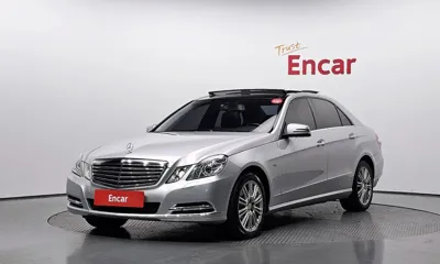 Mercedes-Benz E-Class · 2012 год