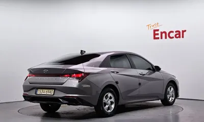 Hyundai Avante 2021, 77138 км, за 10749.19 USD