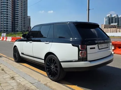 Land Rover Range Rover 2016, 168000 км, за 22909.28 USD