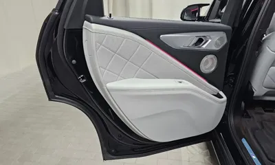BMW XM 2026, 9431 км, за 130300.64 USD - фото 25
