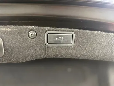 Hyundai Genesis 2013, 239659 км, за 4558.97 USD - фото 20