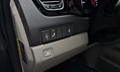 Kia Canival 2018, 75794 км, за 9641.7 USD - фото 16