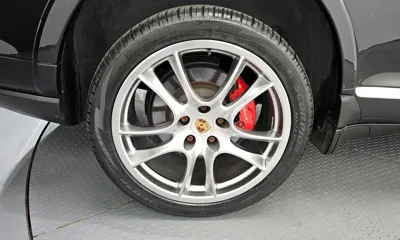 Porsche Cayenne 2008, 141715 км, за 12808.72 USD