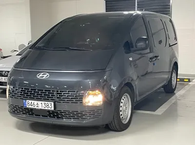 Hyundai Staria · 2025 год