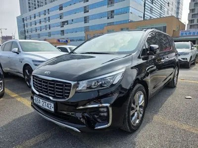 Kia Canival · 2019 год