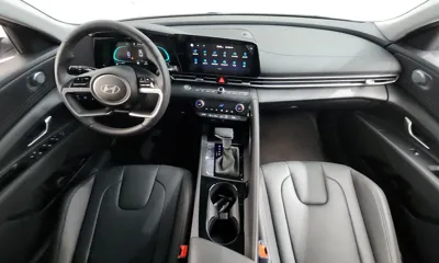 Hyundai Avante 2026, 2561 км, за 16607.59 USD - фото 7