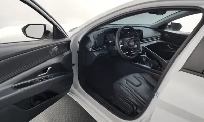 Hyundai Avante 2026, 2561 км, за 16607.59 USD - фото 10