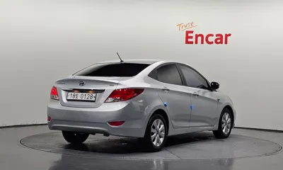 Hyundai Accent 2017, 98590 км, за 3908.8 USD