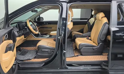 Kia Canival 2023, 92525 км, за 18169.8 USD - фото 17