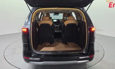 Kia Canival 2023, 92525 км, за 18169.8 USD - фото 20
