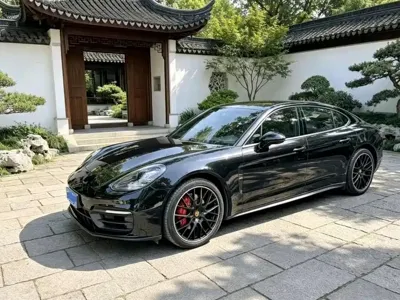 Porsche Panamera · 2023 год