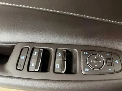 Hyundai Grandeur 2018, 150656 км, за 9051.24 USD - фото 17
