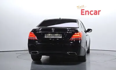 Hyundai Equus 2014, 207925 км, за 4485.47 USD