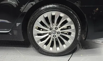 Hyundai Equus 2014, 207925 км, за 4485.47 USD