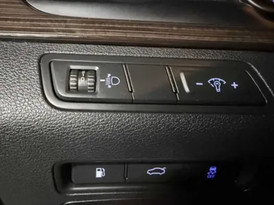 Hyundai Sonata 2019, 130017 км, за 8139.61 USD - фото 17