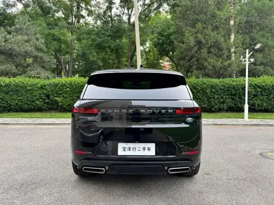 Land Rover Sport 2024, 3100 км, за 126422.07 USD
