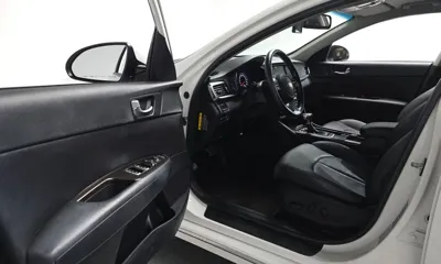 Kia K5 2019, 34924 км, за 10744.28 USD - фото 10