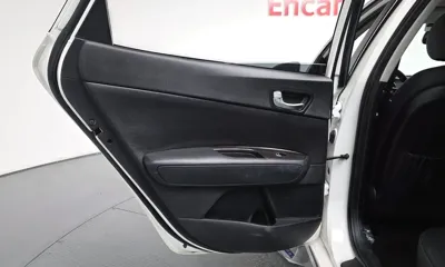 Kia K5 2019, 34924 км, за 10744.28 USD - фото 25