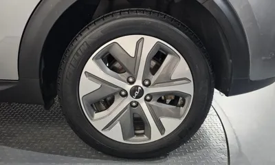 Kia Niro 2022, 66415 км, за 14873.09 USD - фото 21