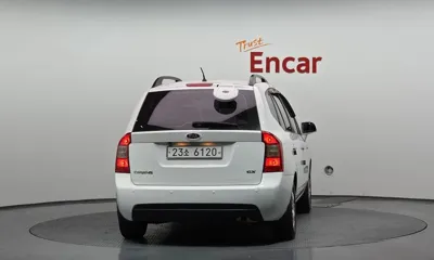 Kia Carens 2009, 71572 км, за 2925.31 USD - фото 4