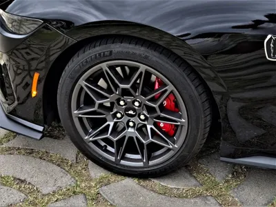 Ford Mustang 2025, 14500 км, за 45298.69 USD