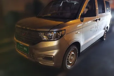 Wuling Hongguang V · 2019 год