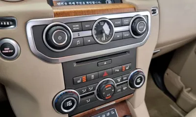 Land Rover Discovery 2016, 100030 км, за 18720.43 USD - фото 16