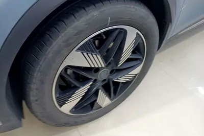 BYD Tang New Energy 2024, 30200 км, за 18854 USD - фото 10