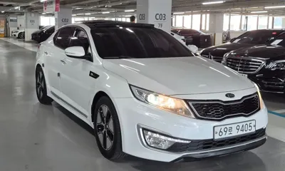 Kia K5 · 2013 год