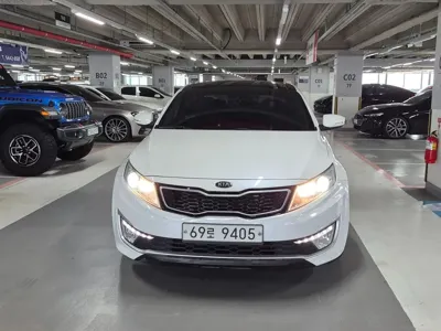 Kia K5 2013, 54025 км, за 5382.7 USD