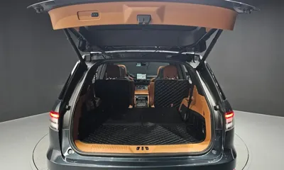 Lincoln Aviator 2021, 84701 км, за 24222.13 USD - фото 20