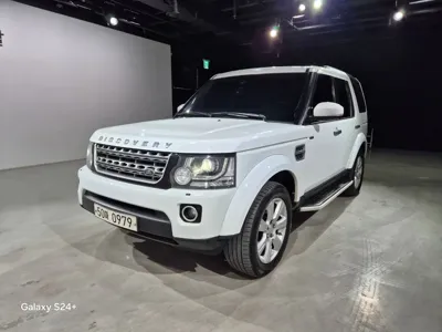 Land Rover Discovery 2016, 125007 км, за 12286.29 USD - фото 2
