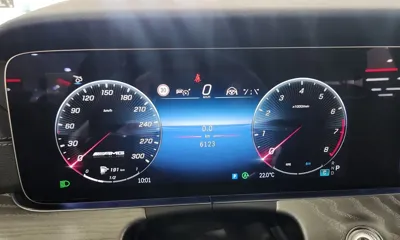 Mercedes-Benz AMG GT 2025, 6123 км, за 83289.32 USD
