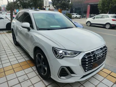 Audi Q3 2021, 53900 км, за 20773 USD - фото 3