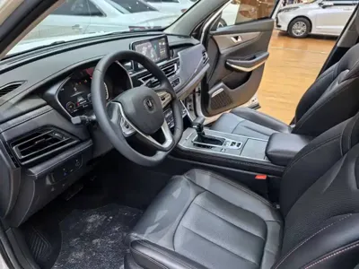 Changan CS75 2022, 20000 км, за 8176.99 USD