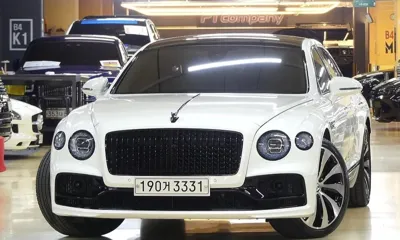 Bentley Flying Spur · 2023 год