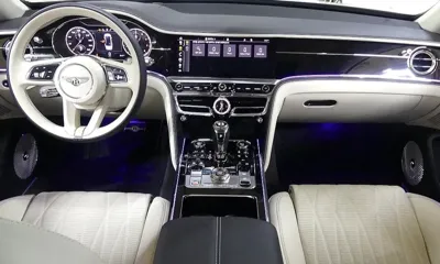 Bentley Flying Spur 2023, 22200 км, за 166123.87 USD - фото 4