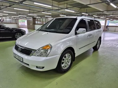 Kia Canival 2012, 141000 км, за 3838.15 USD