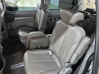 Kia Canival 2012, 141000 км, за 3838.15 USD - фото 10