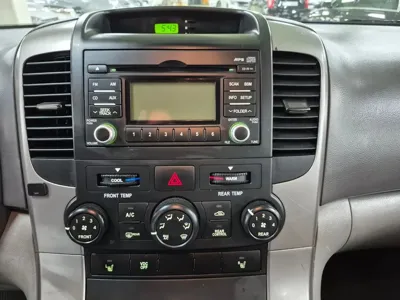 Kia Canival 2012, 141000 км, за 3838.15 USD - фото 13