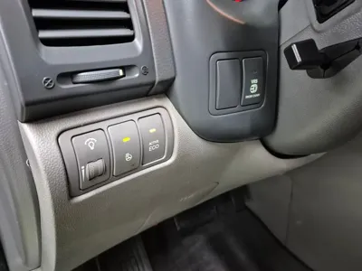Kia Canival 2012, 141000 км, за 3838.15 USD - фото 14