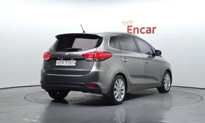 Kia Carens 2014, 181510 км, за 3642.38 USD