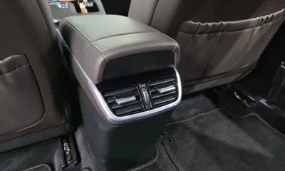 Hyundai Grandeur 2023, 56005 км, за 16198.3 USD - фото 32