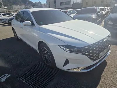 Hyundai Grandeur 2020, 38606 км, за 16055.5 USD