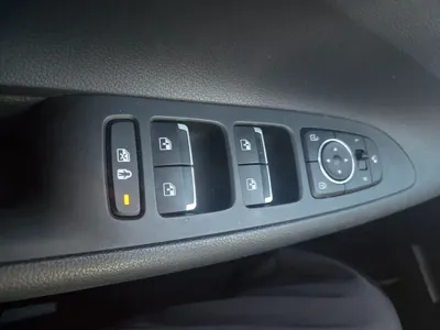 Hyundai Grandeur 2020, 38606 км, за 16055.5 USD - фото 11