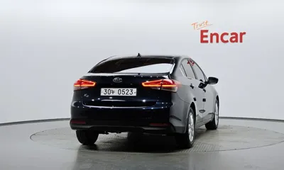 Kia K3 2016, 64062 км, за 5720.6 USD