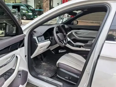 BYD PLUS New Energy 2024, 14500 км, за 15567.68 USD