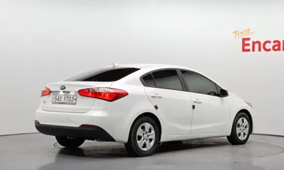 Kia K3 2014, 132546 км, за 3298.52 USD
